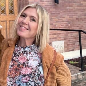 Meet your Posher, Carissa